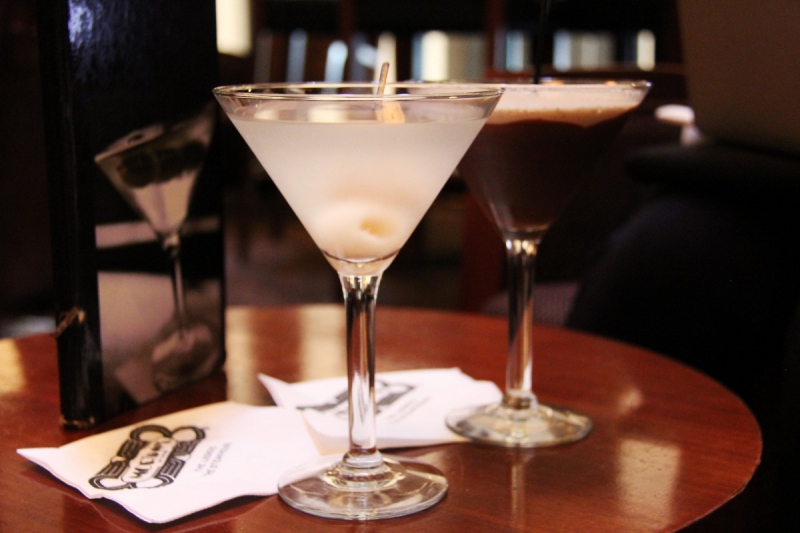 brasserie-OPIO-min_martini_bar_lychee_chocolate_alcohol_liquor_happy_hour_happy-910161